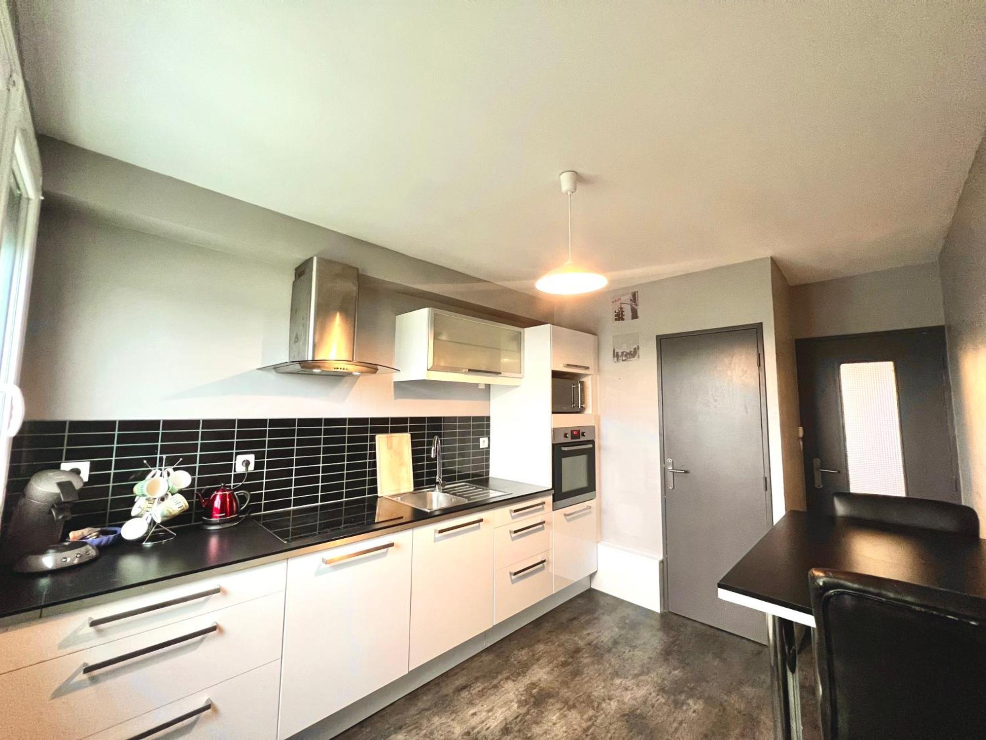 Appartement Proche Gare, 6 Voyageurs Et Stationnement Gratuit Reims Exterior photo